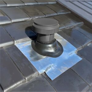 alpine-ventilation-compact-roof-vent-tiled-roof-monument-insitu